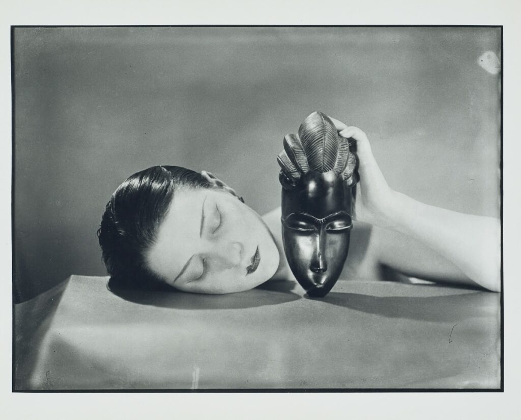 Man Ray – Noire et Blanche (1926) - Pandorapix